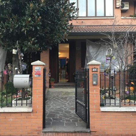 Bed and Breakfast La Stellina Кастеназо Экстерьер фото