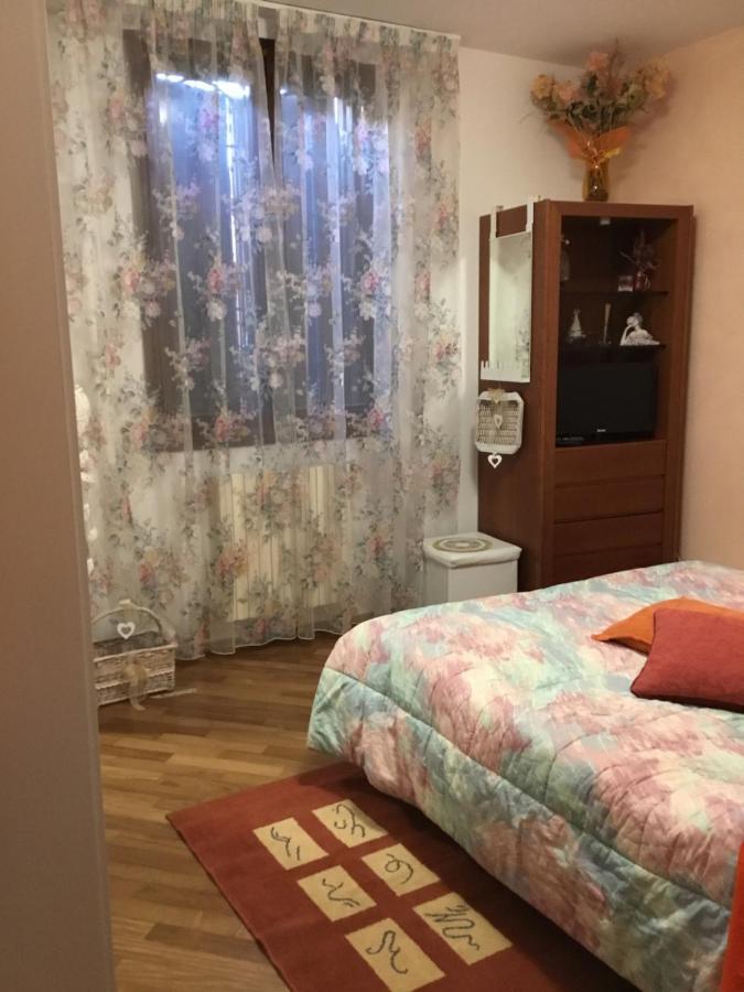 Bed and Breakfast La Stellina Кастеназо Экстерьер фото