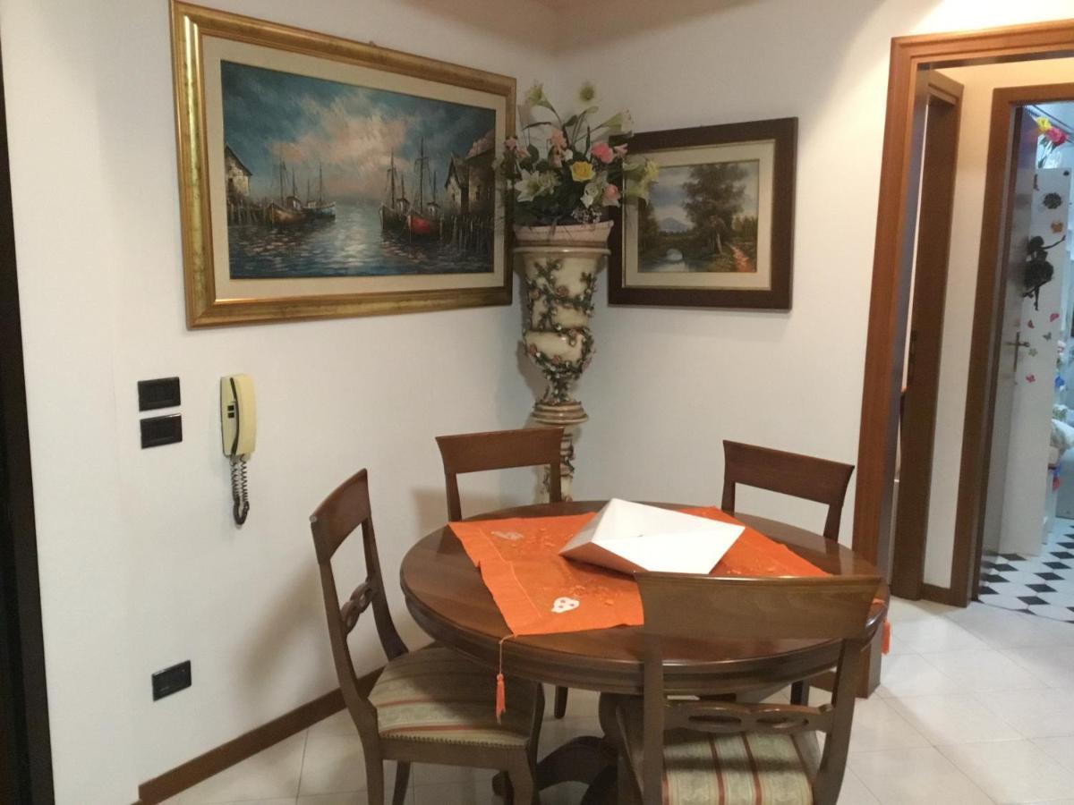 Bed and Breakfast La Stellina Кастеназо Экстерьер фото